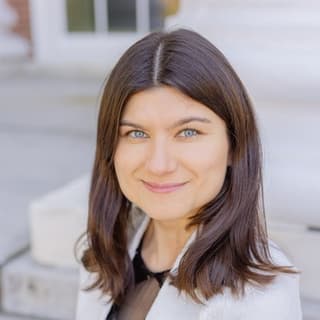 Julia G.