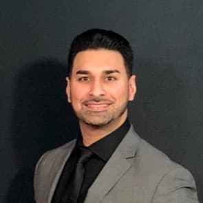 Akshat K.