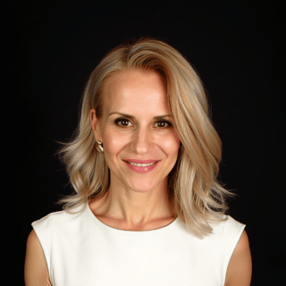 Corinna H.