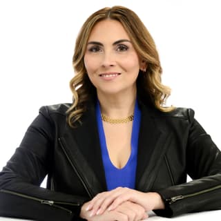 Gia L.