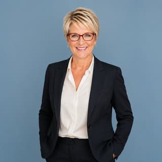 Christie R.