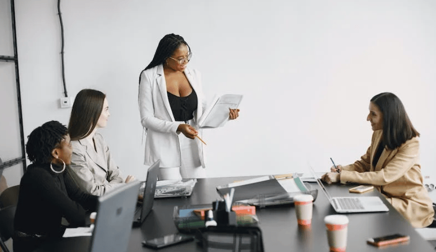 The Career Pivot Playbook. Coaching Package for Career Switchers