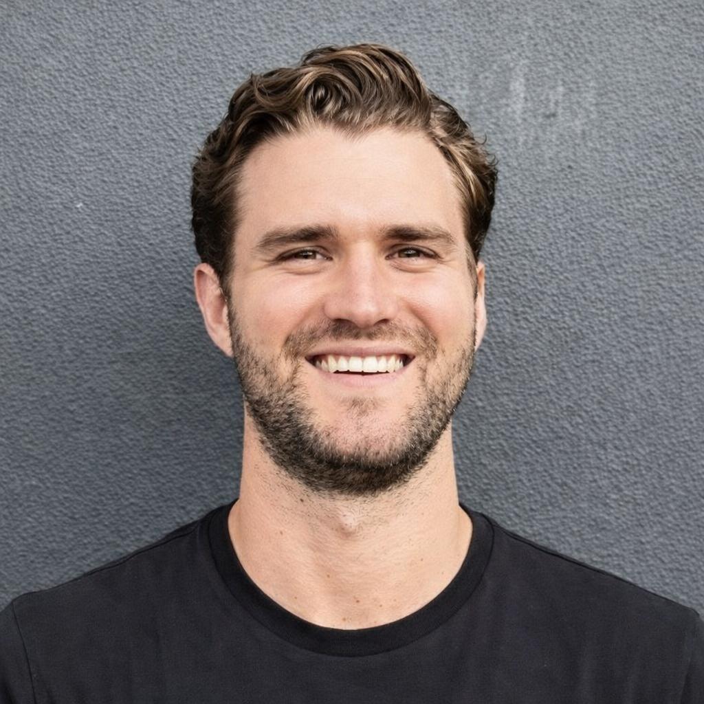 Ian G.
